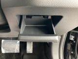 小物などを入れられる収納BOXです。