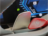 【パドルシフト付】Mマルチステアホイルに付随する「パドル・シフト」F1マシン感覚でシフトチェンジが可能となりよりドライビングの楽しさを演出します