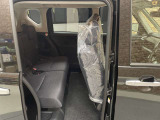 ■POINT■写真で見るよりも現車を 現車をみると写真で見ていたイメージとは少し違う部分もございます。また写真ではわからなかった車の魅力にも気づくことができるので、ぜひご来店ください!