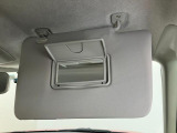 お客様にぴったりなおクルマをお選びいただけますように様々な展示車をご用意致しております!ダイハツの軽自動車だけではなく、他メーカー車やコンパクトカー・ミニバンなども数多く取り揃えております!