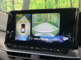 【アラウンドビューモニター】専用のカメラにより、上から見下ろしたような視点で360度クルマの周囲を確認することができます☆死角部分も確認しやすく、狭い場所での切り返しや駐車もスムーズに行えます。