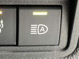 対向車がいないとき、見通しの悪い道路は暗くて怖いですよね。。。こちらのクルマはオートマチックハイビーム搭載です!対向車の有無で自動でハイ・ロウビームに切り替えます。