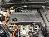 ホンダスタッフがしっかり整備して保証付きにてお渡し致します。エンジンルーム&室内ルームともにクリーニング済みで清潔です。快適なドライブをお楽しみください。