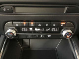 エアコンはオートエアコンです☆快適な空間で運転していただけます☆