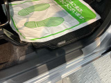 ステップにキズあります。