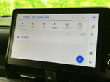 高画質のモニター画面で、動画や静止画を鮮やかに表示します。車内でのエンターテイメントに最適です。