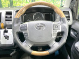 【ステアリングスイッチ】運転中、前方から目線をそらすことなく、オーディオ等の操作が可能な便利機能!安心&快適なドライブを演出してくれます♪