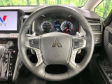 【純正革巻きステアリング】上質な革を使用することで、手にしっかり馴染みとても運転しやすいハンドルです♪