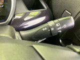 スムーズな操作で、安全な車線変更をサポートします。視認性の高い表示で、周囲の車にも知らせることができます。