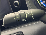 雨天時でもクリアな視界を確保し、安全な運転をサポートします。操作も簡単で、誰でも使いやすい設計です。