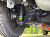 お車を安心してお乗りいただく為には、足回りの定期点検が欠かせません。サービスサポート(有償保証)では無料点検もご提供しており、安心のカーライフをお過ごしいただけるサポート体制が整っています。
