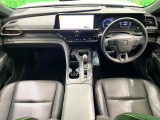 クラウンクロスオーバー 2.5 G アドバンスト レザー パッケージ E-Four 4WD 