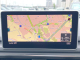 ●純正ナビ:一体感のあるナビは、高級感ある車内を演出してくれます。オーディオ機能も充実しておりますので、運転もより楽しめます♪