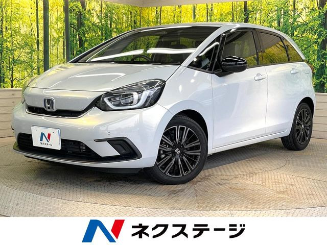 フィット 1.5 e:HEV ホーム メゾン 20周年特別仕様車