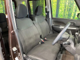 運転席シート廻りは使用感も少なく、良好な状態となっています。丁寧に使われていたことがよくわかりますね。