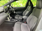 運転席からの視界も良好で、安全運転をサポート。スムーズな操作で、快適なドライブをお楽しみいただけます。