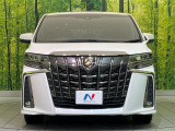 弊社では、全車『修復歴なし』のお車のみ取り扱っております。専任バイヤーによる厳選した仕入れの後、入庫後の車両チェックを行い、ネクステージが認定した高品質な中古車をご提供しております。