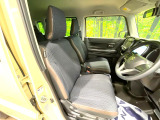 運転席シート廻りは使用感も少なく、良好な状態となっています。丁寧に使われていたことがよくわかりますね。