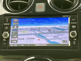 鮮明な地図表示で、直感的なナビ操作を実現。スムーズなカーナビゲーションで、目的地への移動をサポートします。