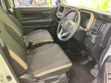 シンプルで使いやすい内装空間。運転しやすい設計で、初心者の方にもおすすめです。