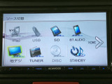 お好みの音楽を高品質で楽しめます。Bluetooth接続にも対応し、スマートフォンとの連携もスムーズです。