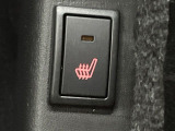 【シートヒーター】寒い日に重宝するシートヒーター!エアコンより早く温まってくれるので寒がりの人も安心ですね♪エアコンの温風は乾燥するから苦手、という方にもをおすすめです。