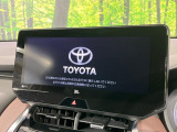 【12.3インチワイドナビ】高級感とインパクトのある大型ワイドナビを装備。各種オーディオ操作はもちろん、横長ワイド画面でのマップ2分割表示など、利便性も高いナビです♪