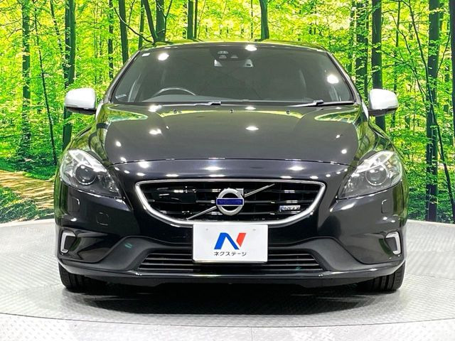 ボルボ V40 T5 Rデザイン の中古車詳細 (117,280km, ブラック