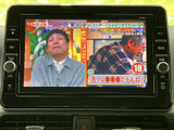 停車時にTV視聴が可能なエンターテイメント機能。休憩時間や待ち合わせの際など、ちょっとした時間つぶしに便利です。