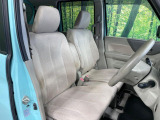運転席シート廻りは使用感も少なく、良好な状態となっています。丁寧に使われていたことがよくわかりますね。