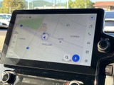鮮明な地図表示で、運転中の視認性が向上しています。スムーズなナビゲーションで、快適なドライブをサポートします。