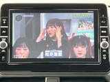 停車時にTV視聴を楽しめるエンターテイメント機能。休憩時間や待ち合わせの際に、ちょっとした空き時間を有効活用できます。