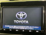 【純正9型ナビ】インテリアに溶け込むスタイリッシュな「専用設計」メーカーナビを装備♪視認性や操作性など基本性能にも優れ、より上質なカーライフをお楽しみいただけます。