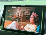 音楽や動画を楽しめるオーディオシステム。Bluetooth接続でスマートフォンと連携し、お気に入りのコンテンツを気軽に楽しめます。