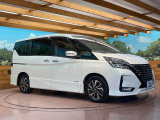 高透明度のガラス皮膜で撥水はもちろん、上質なツヤ・光沢を実現。紫外線や酸性雨から大切な愛車を保護し、色あせ・劣化を防止。「弾スプラッシュコート」、「弾プリミッサコート」からお選びいただけます。