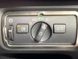 【パワーバックドア】スマートキーや運転席のボタンを押すだけでリアゲートが自動で開閉します!荷物を持っている時や、高い位置にあるバックドアを閉める際に便利な機能です♪