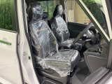 運転席シート廻りは使用感も少なく、良好な状態となっています。丁寧に使われていたことがよくわかりますね。