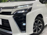【LEDヘッド+LEdフォグ】悪天候や夜間走行時も良好な視界を確保し安心して運転できる高輝度LEDヘッドライトを装備!点灯速度が早く、消費電力も抑えられています。
