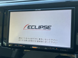 操作しやすいインターフェースで、快適なドライブをサポート。目的地設定もスムーズに行えます。