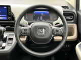 【純正革巻きステアリング】上質な革を使用することで、手にしっかり馴染みとても運転しやすいハンドルです♪