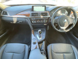 3シリーズセダン 320d ラグジュアリー 