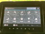 停車時にテレビ放送を視聴できる機能。ちょっとした休憩時間に、ご家族みんなで楽しめるひとときを演出します。