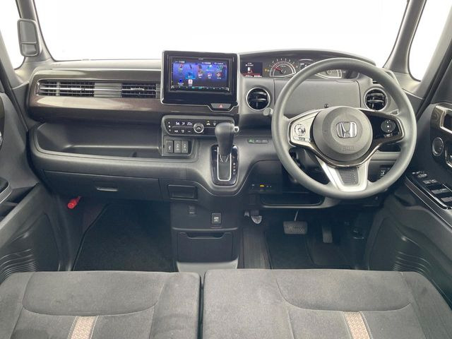 ホンダ N-BOXカスタム G L の中古車詳細 (65,487km, プレミアム