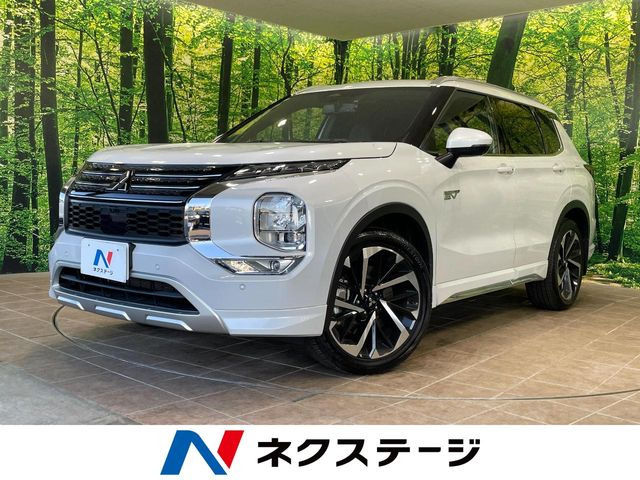 アウトランダー PHEV 2.4 P 4WD 