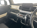 【 オートエアコン 】車内温度を感知して自動で温度調整をしてくれるのでいつでも快適な車内空間を創り上げます!