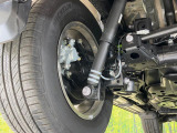 お車を安心してお乗りいただく為には、足回りの定期点検が欠かせません。サービスサポート(有償保証)では無料点検もご提供しており、安心のカーライフをお過ごしいただけるサポート体制が整っています。