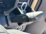 【オートライト(AUTO)】外の明るさをシステムが感知して、自動でヘッドライトが点灯します!ヘッドライトをつけ忘れを防ぐ便利機能です。