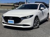洗練されたデザインが印象的なフロントエンド。存在感を放ち、スタイリッシュな雰囲気を演出します。細部までこだわった美しいフォルムが魅力です。