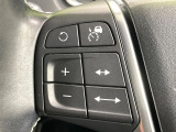 【レーダークルーズコントロール】高速道路での長距離走行が楽に!!自動で速度を保つクルーズコントロールが、衝突軽減システムと連携し、前方の車両を感知して車間を保つように速度調節してくれます!!