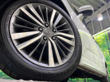 弊社では、全車『修復歴なし』のお車のみ取り扱っております。専任バイヤーによる厳選した仕入れの後、入庫後の車両チェックを行い、ネクステージが認定した高品質な中古車をご提供しております。